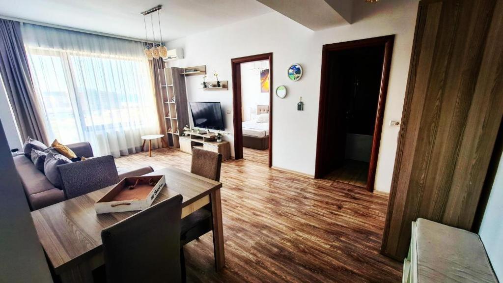 Seaview Cancun Apartments Summerland Mamaia Exterior foto